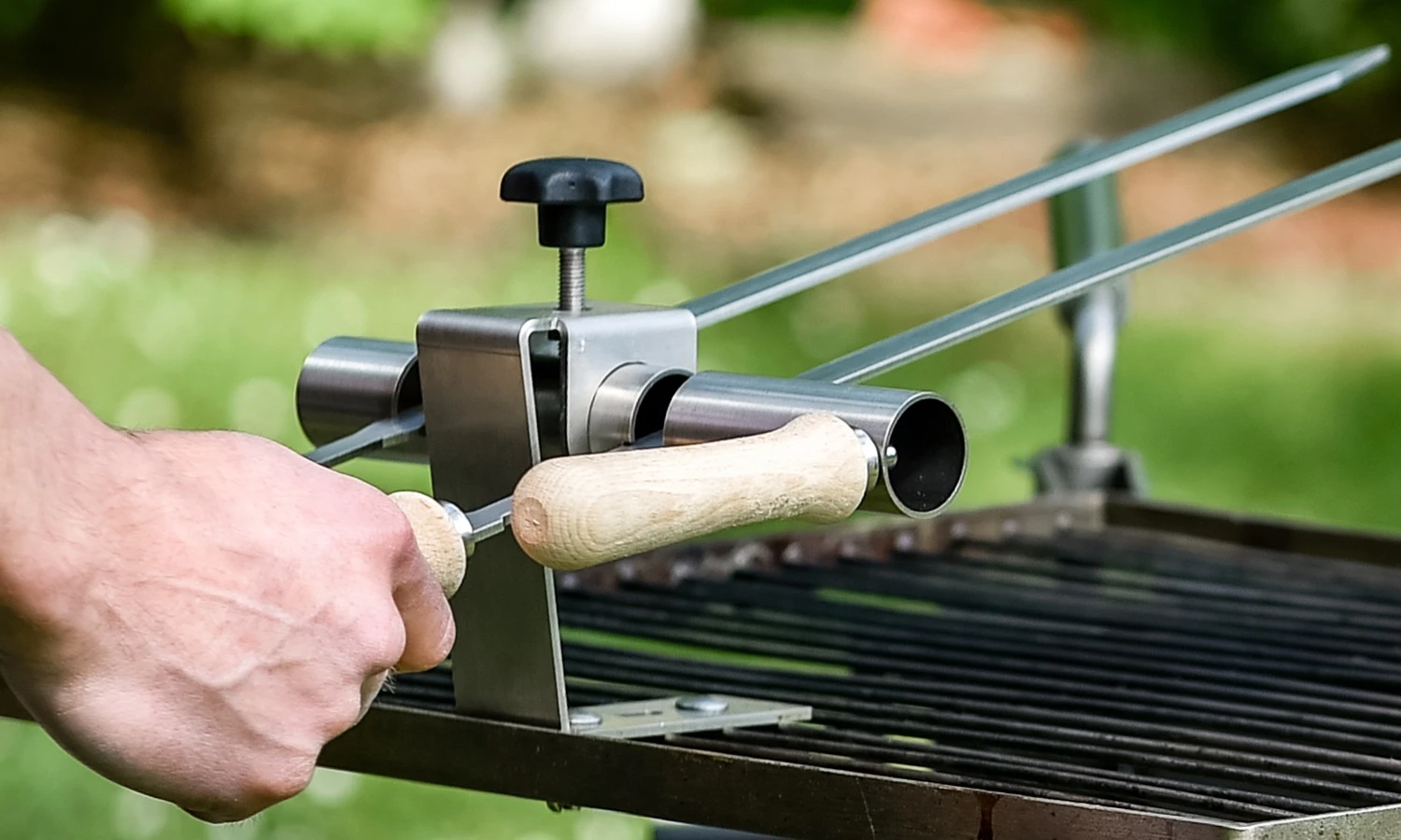 Steckerlfisch Grillaufsatz für 2 Fische I Edelstahlspieß I Gas- und Kohlegrill
