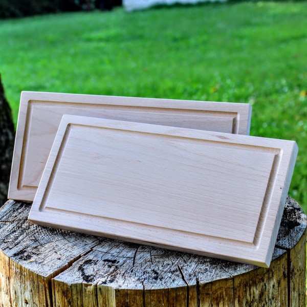 Grillbrett / Räucherbrett 30x14x2 cm aus Buche mit Abtropfrinne