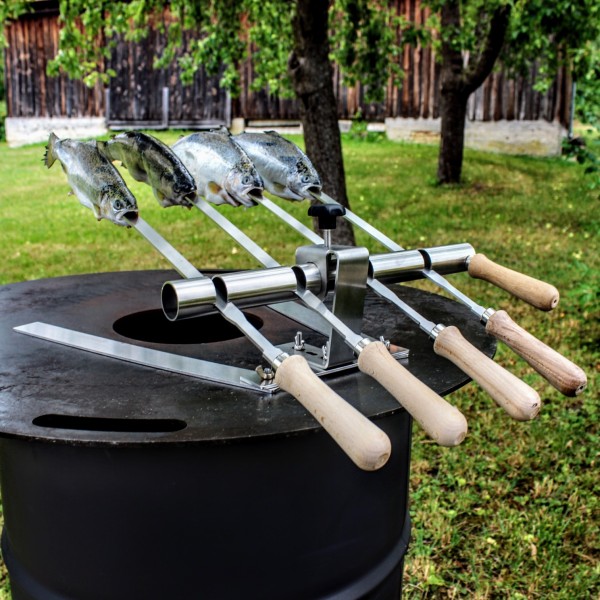 Steckerfisch Halter für 4 Fische I Edelstahlspieß I mit Standfuß für Grillplatten